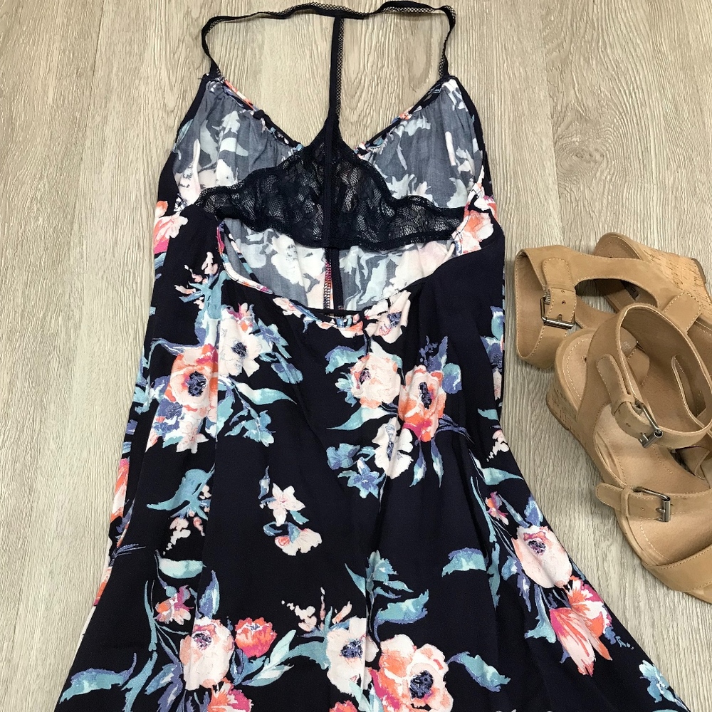 Floral Lace Back Mini Dress  HOST PICK 4/8 rack - Picture 5 of 6